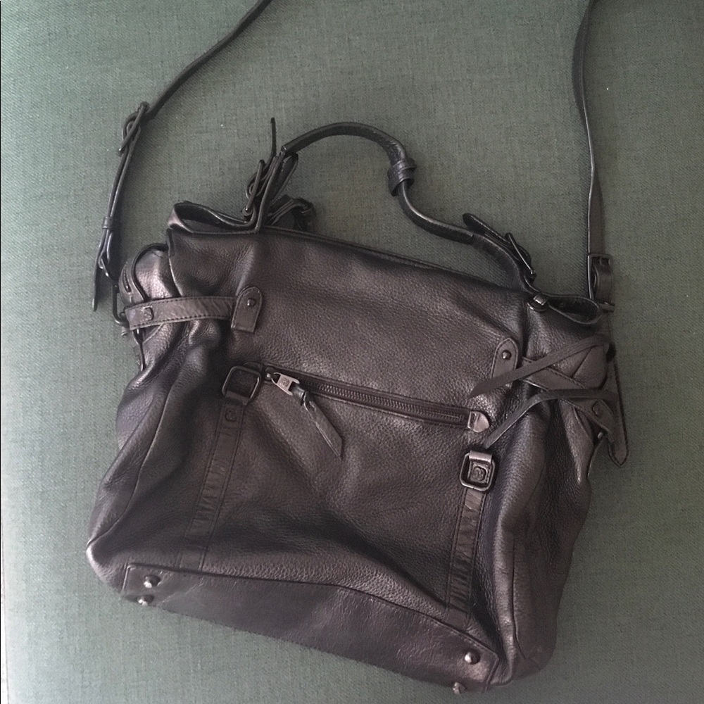 Eliott Lucca purse